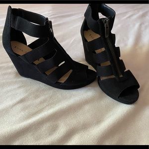 ✨Via Spiga Heels✨